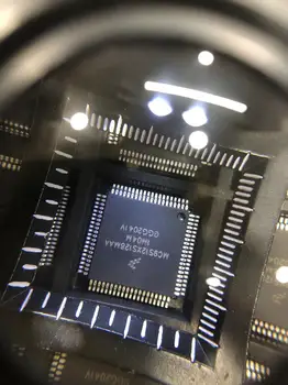 PC19054-AB50PI QFP80 Встраиваемый микроконтроллер с интегральной схемой (ИС)